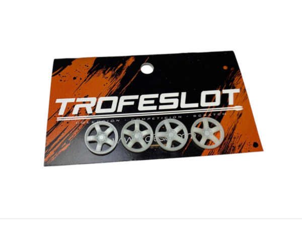 Tapacubos 04 para  llanta 15,9 Sloting Plus